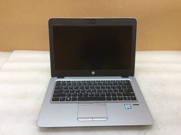 HP EliteBook 820 G3 Laptop i5-6200U 8GBRAM/500GBHDD