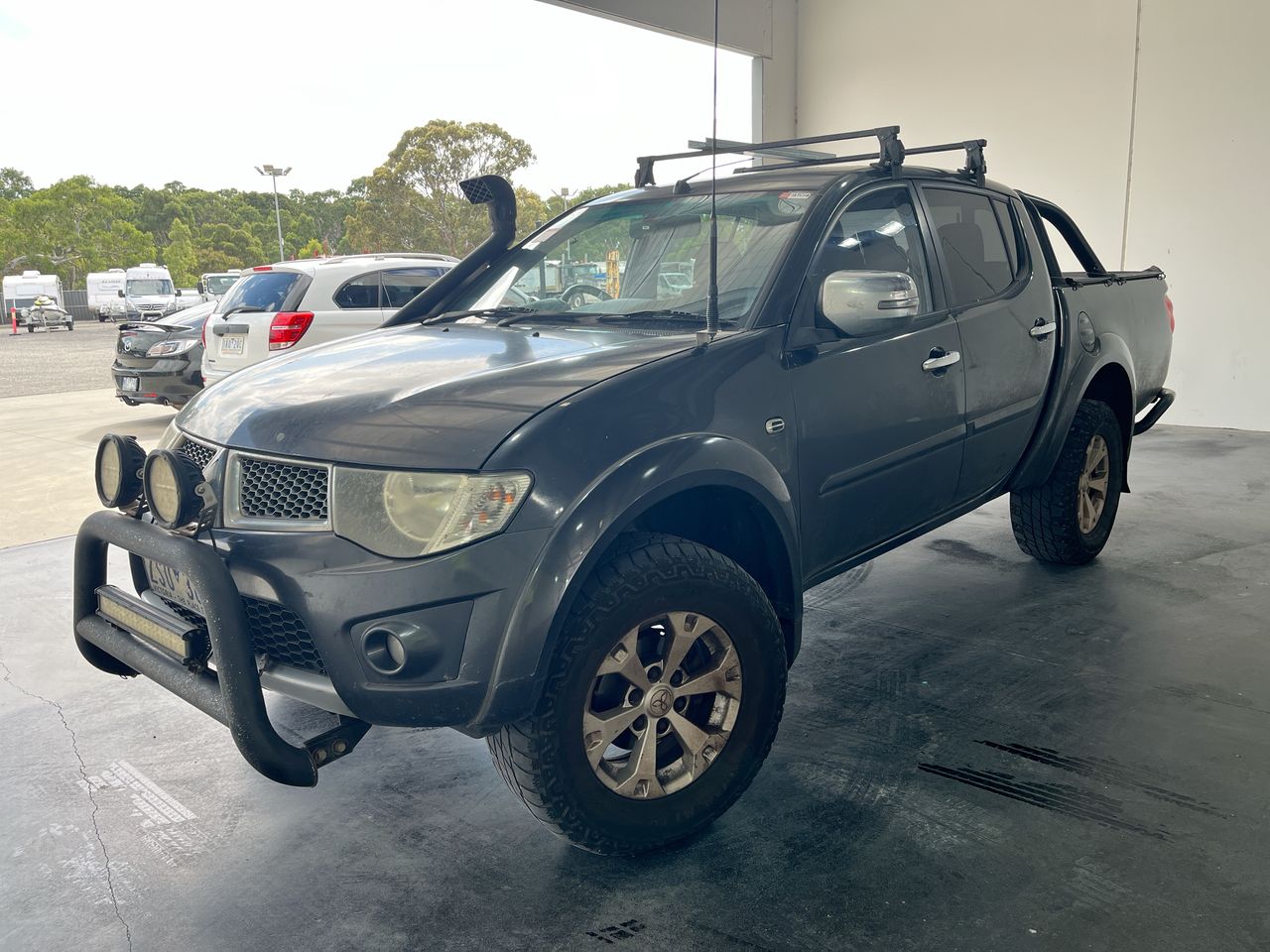 2013 Mitsubishi Triton 4X4 GLX-R MN T/D Auto Dual Cab