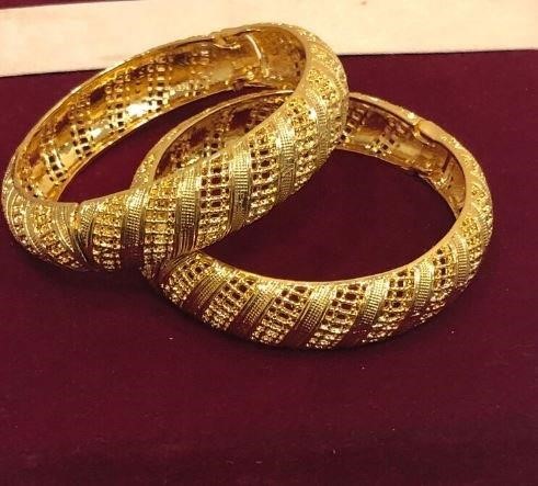 4pcs x 22K/ITALY Triple Yellow Gold Plated  Bangles  with stamp