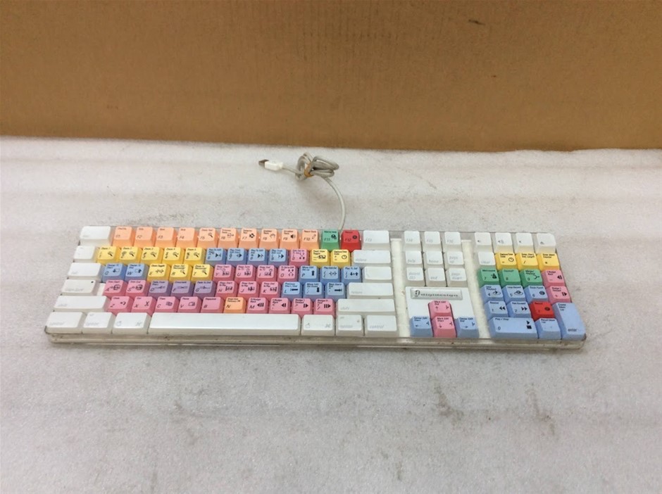 Apple A1048 White Wired USB Keyboard