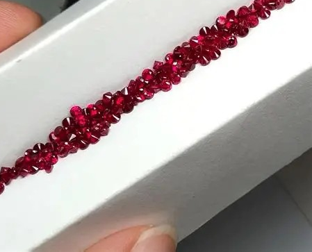 0.59 TCW red round various diamonds HPHT