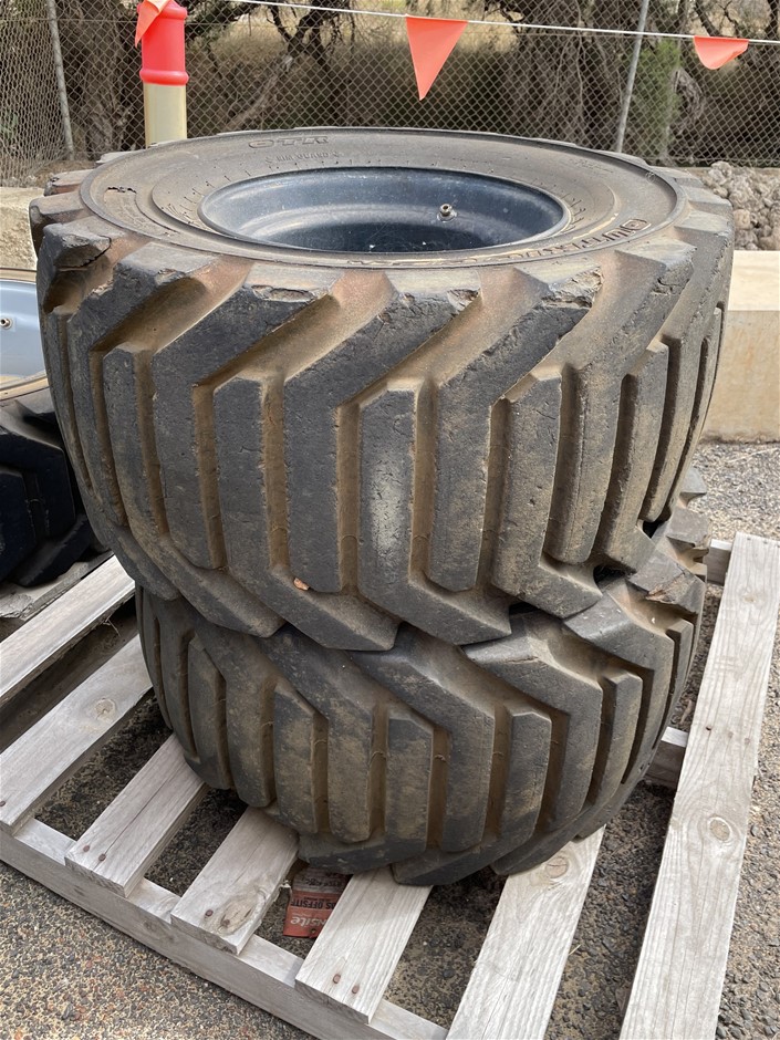 2 x Used Scissor Lift Tyres - 33X15.50/16.5NHS - Bunbury