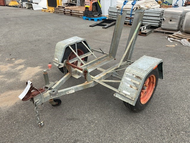 <p>Turf Cutter Single Plant Trailer</p>