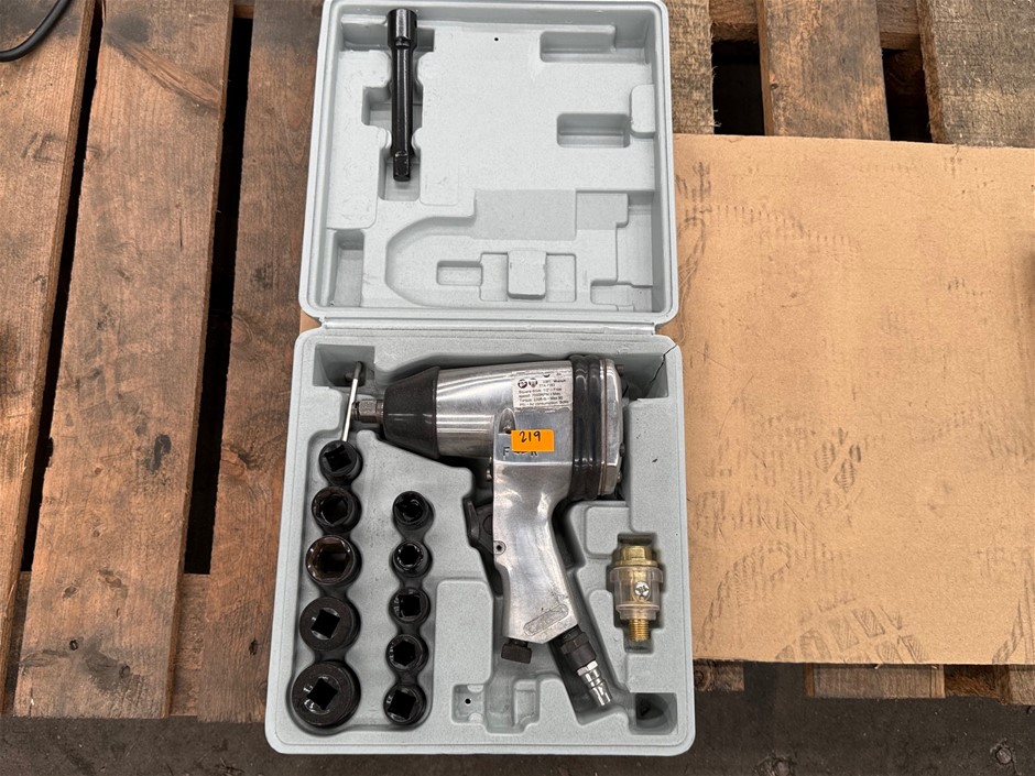 Air Impact Wrench x 1 unit