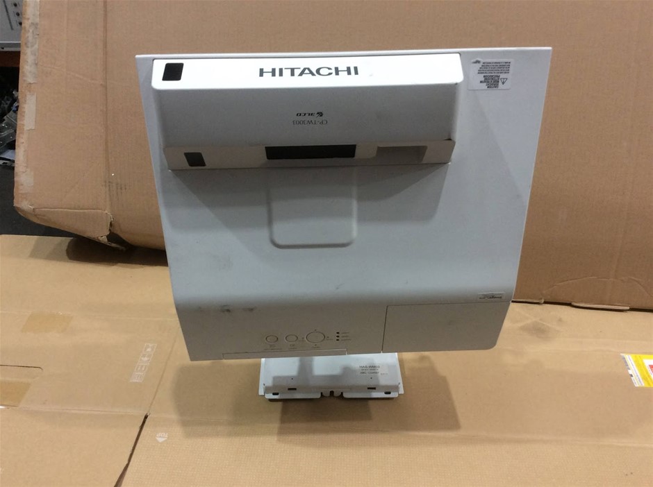 Hitachi CP-TW3003 LCD Projector + Mounting Bracket