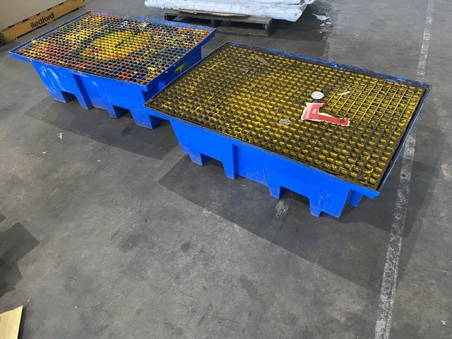 <p>Max Bund Spill Pallets x 2</p>