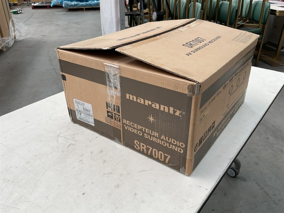 <p>Marantz AV Receiver</p>