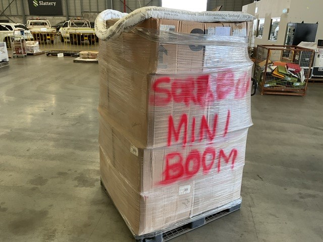 <p>Pallet of 3M Sorbent Booms</p>