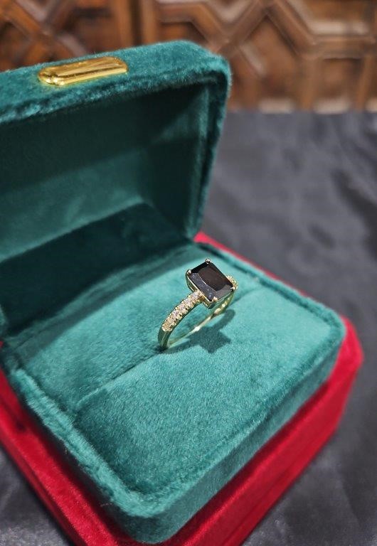 14K/Italy 2.0ct Black Emerald Cut Yellow Gold Ring(stamped)Warranty -6US