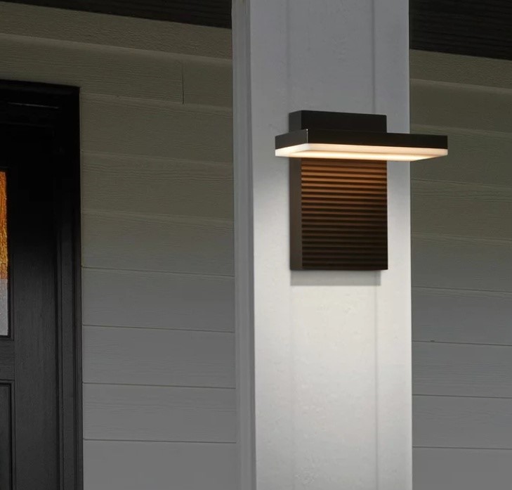 NATURALLY SOLAR GTX Solar Wall Light 4 Pack W-625-4PK, 30 Lumens. NB: Well