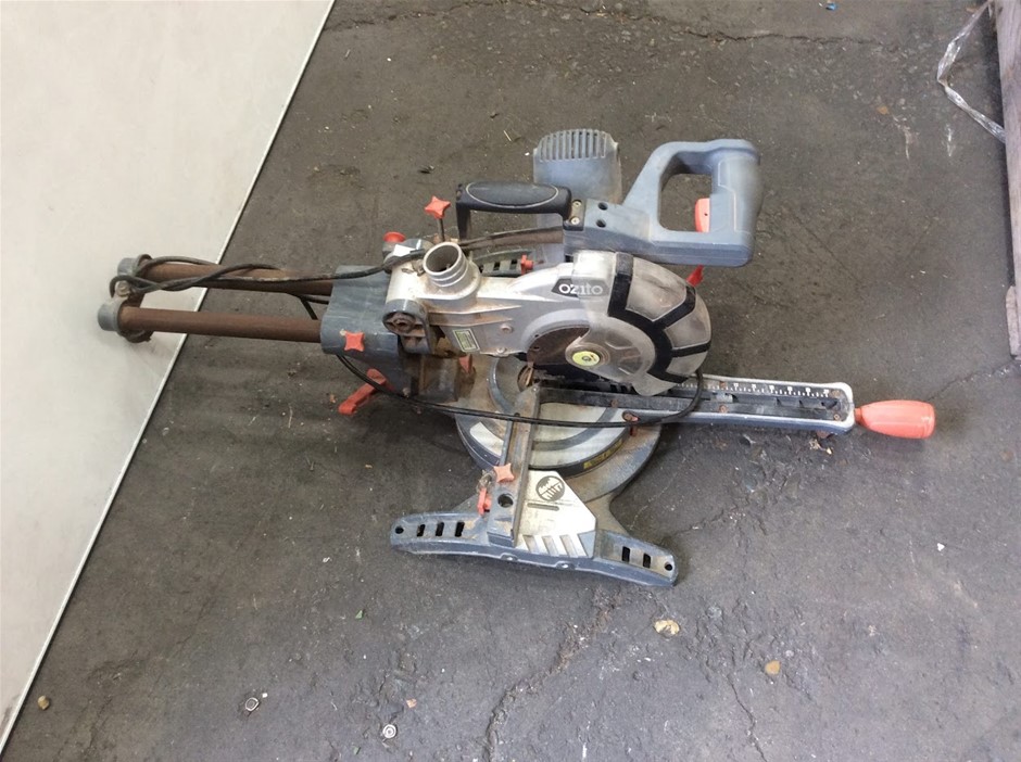Ozito Sliding Compound Mitre Saw