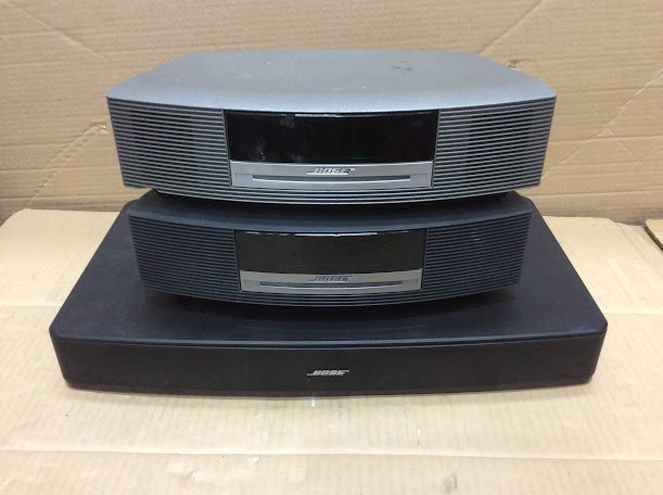 Bose Solo TV Sound System&Bose Wave Music System III (Lot of 3)