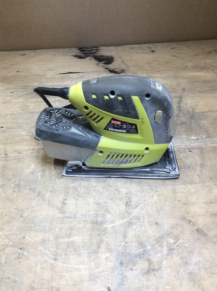 Ryobi ESS280RV Orbital Sander