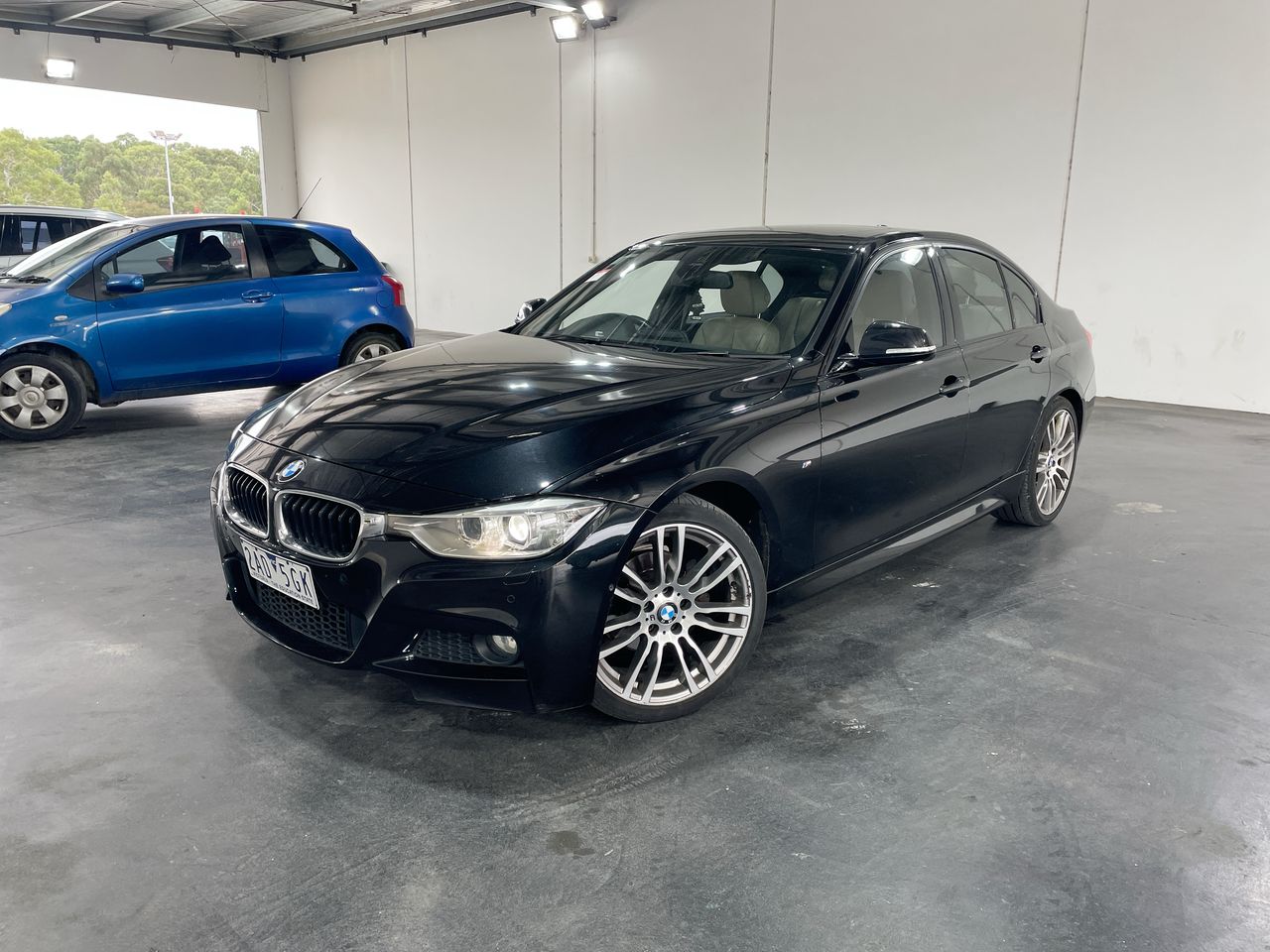 2015 BMW 3 Series 316i F30 Automatic - 8 Speed Sedan