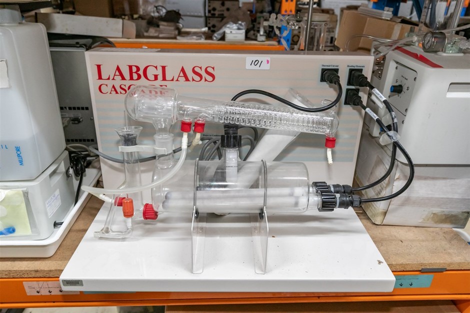 Water Still Single Output At 3L/Hr 2.4Kw with Safety Thermostat