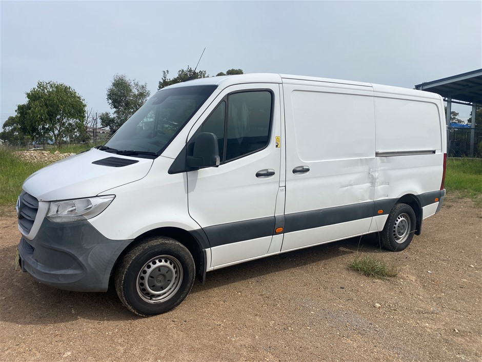 2018 Mercedes Benz Sprinter 314 MWB RWD Automatic Van