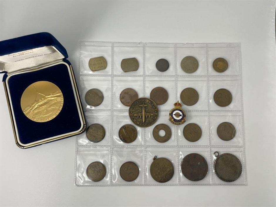 Approx. 23 x Military medal, machine tokens and parliament medal ...
