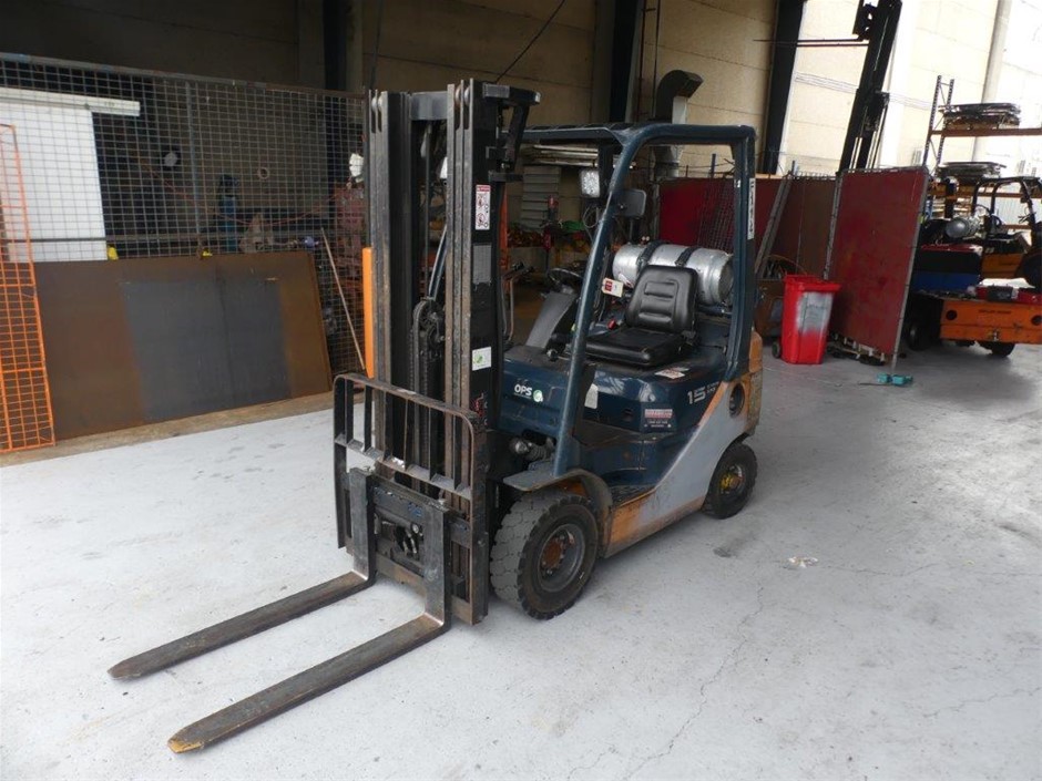 2008 TOYOTA 32-8FG15 4-Wheel Counter Balance Forklift