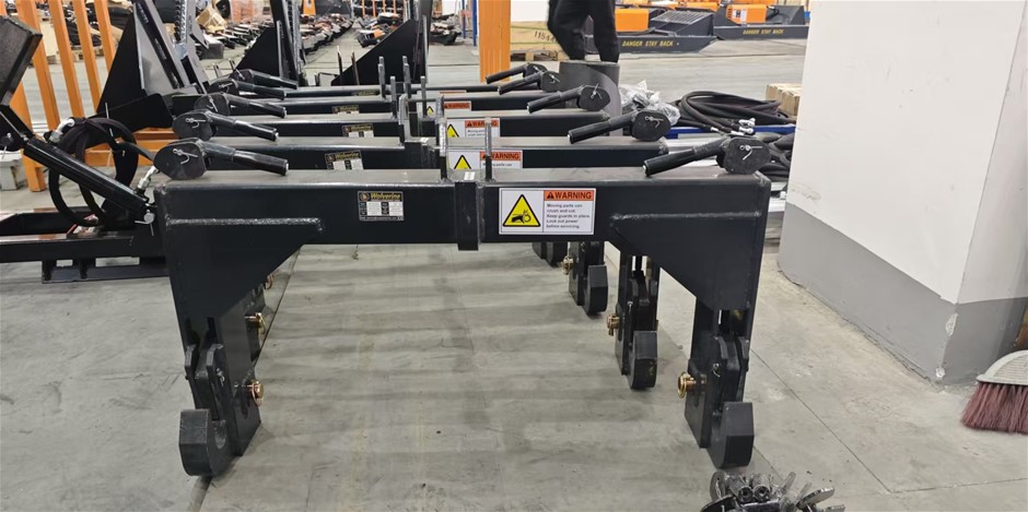 Unused 2025 Skid Steer Class 2 Quick Hitch