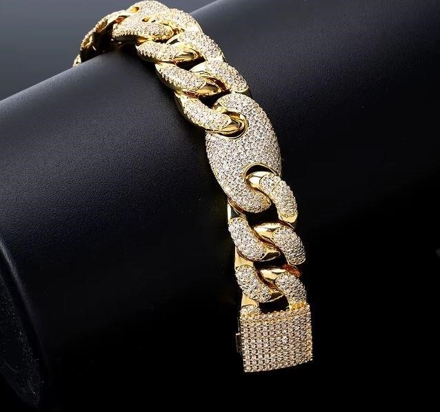 'JewelzMerchants Luxury Jewellery Auction Event