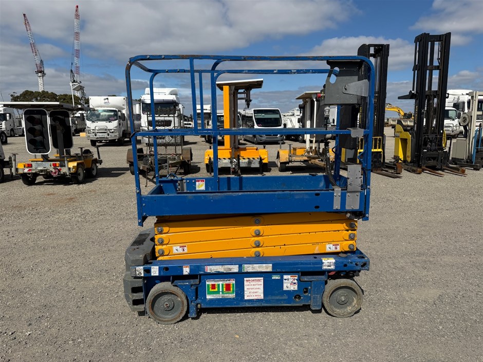 2016 Haulotte Optimum 8 Scissor Lift