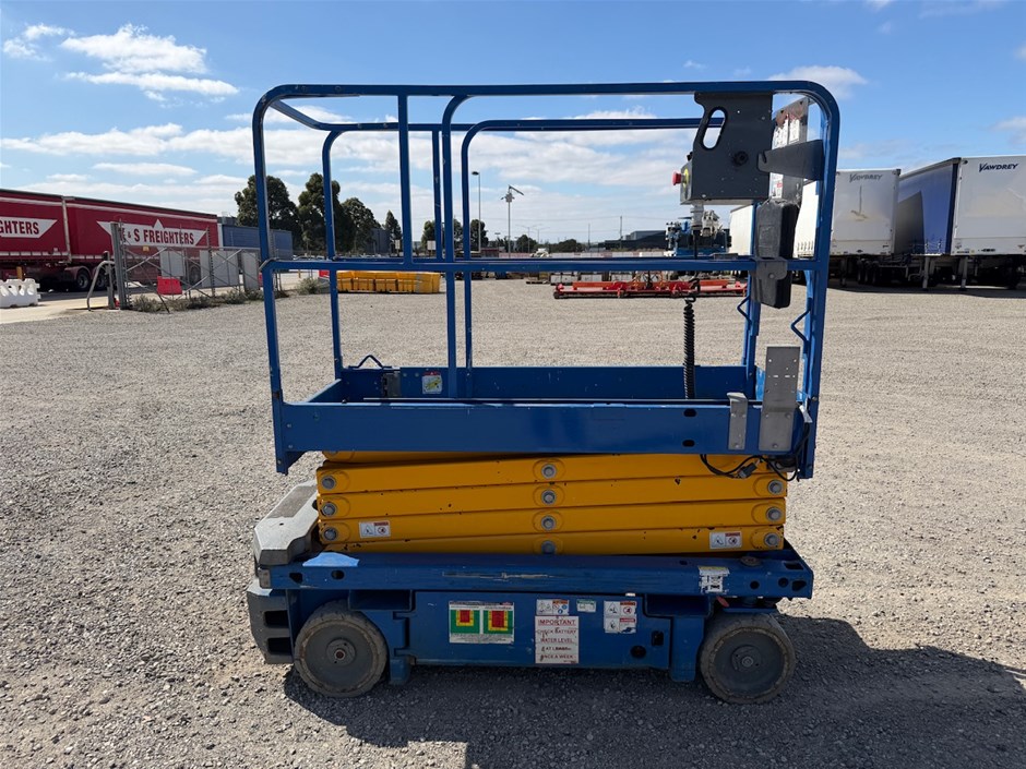 <p>2016 Haulotte Optimum 8 Scissor Lift</p>