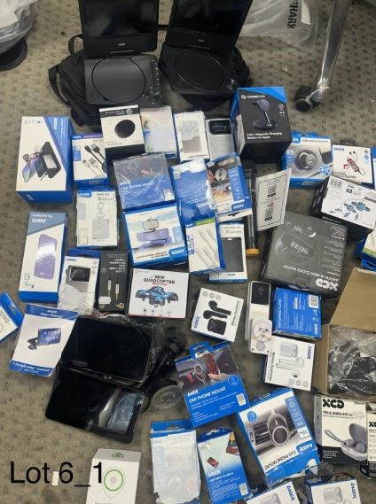 End of Lease Sale: Large quantity of electrical goods including: