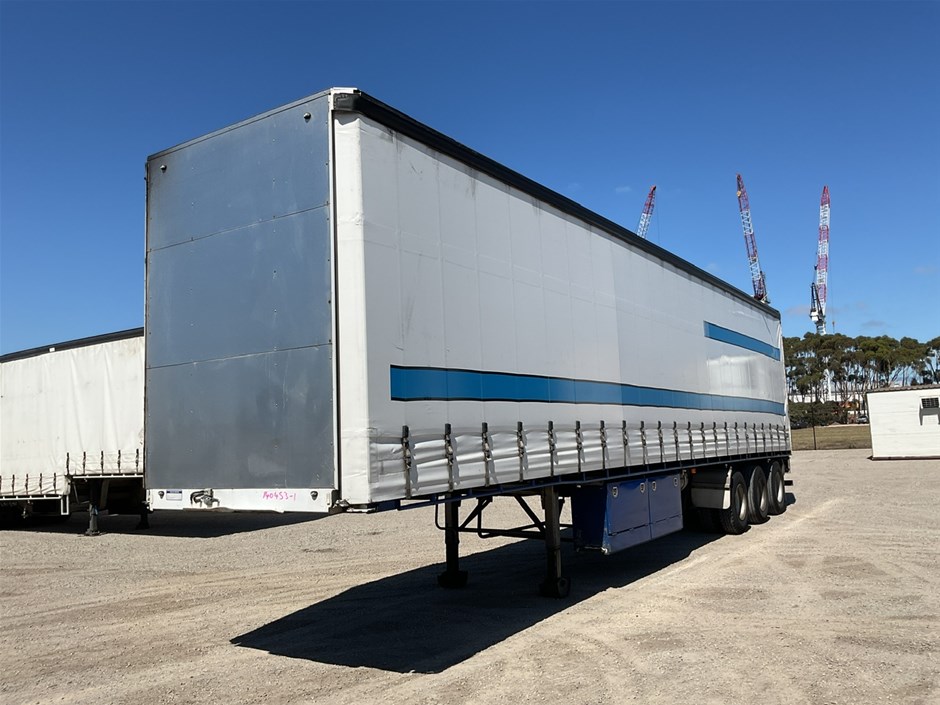 1997 Freighter ST3 Triaxle Curtainsider Trailer