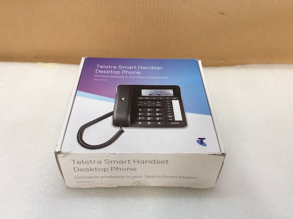 Telstra TSH-D Smart Handset Desktop Phone New