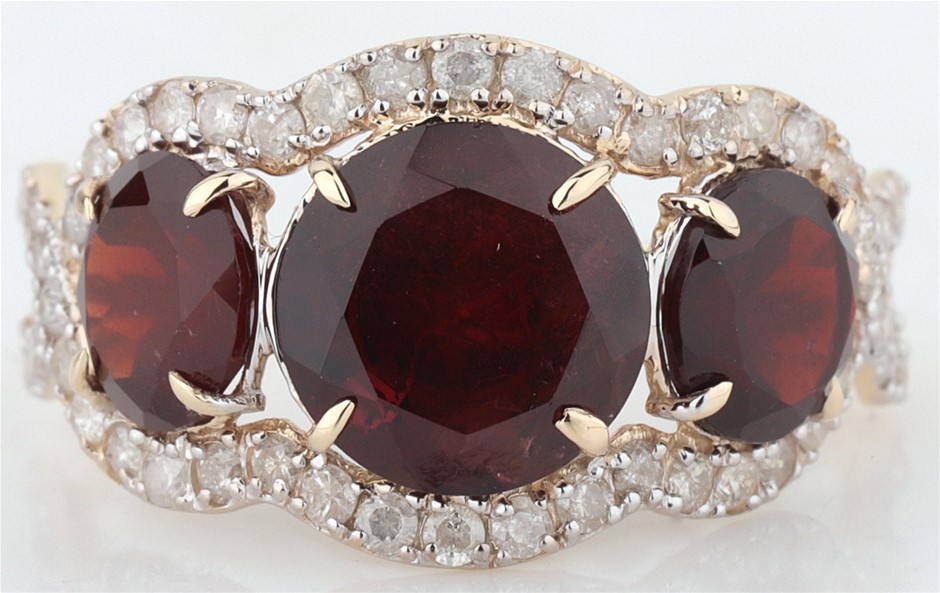 Yellow Gold Natural Garnet  & Diamond Ring with Valuation