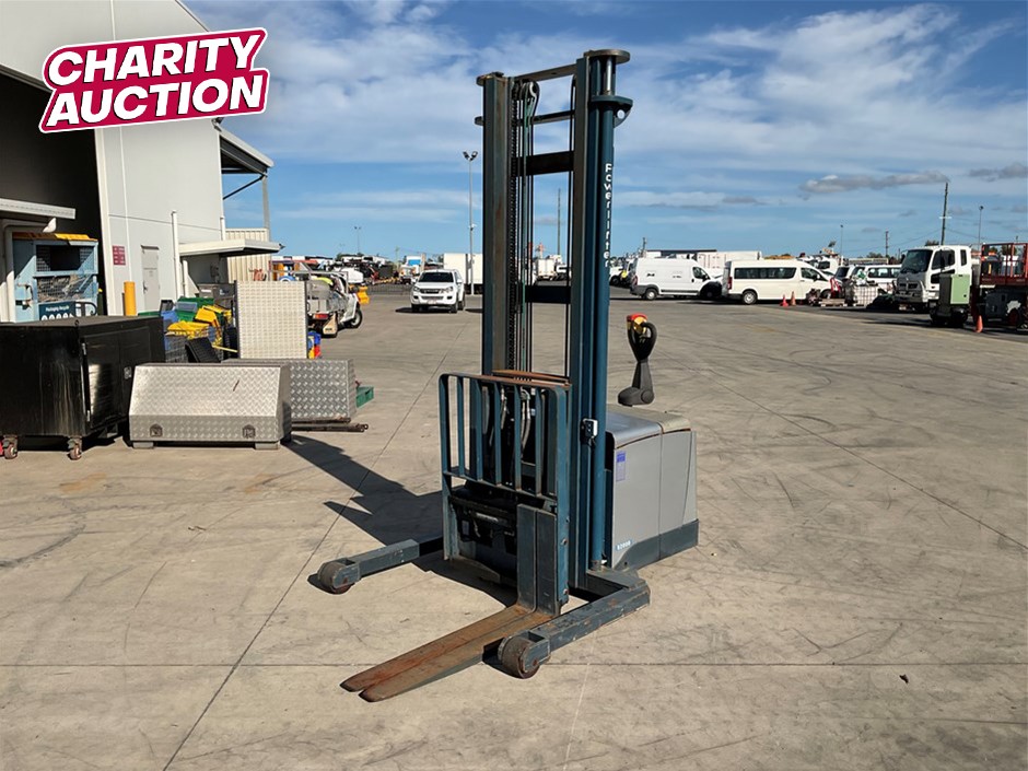 Powerlifter R2000-2W450 Pallet Truck