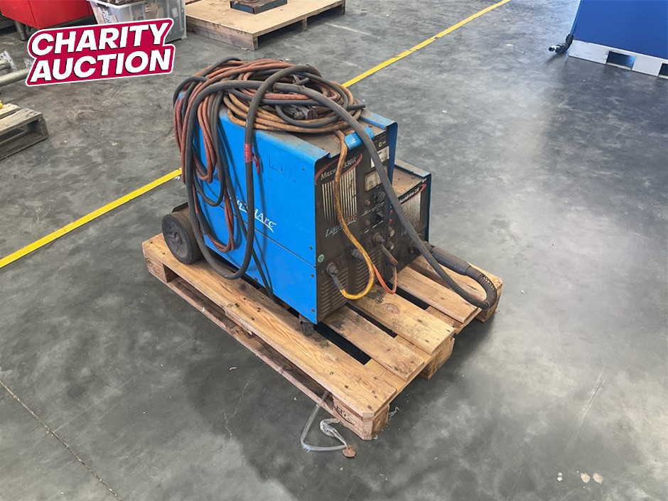 <p>Liquid-arc Welder</p>