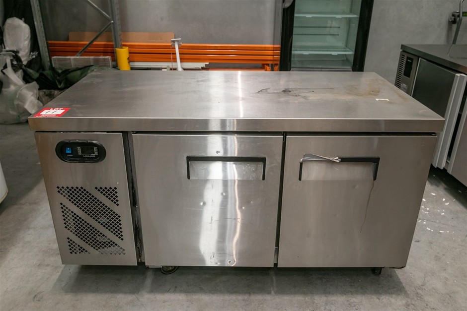 BS 2DC5/E 2 Door Under Bench Fridge