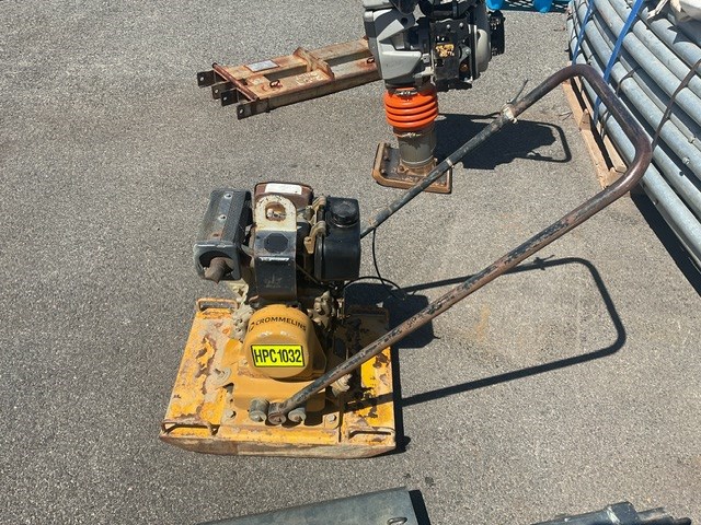 Crommelins Plate Compactor