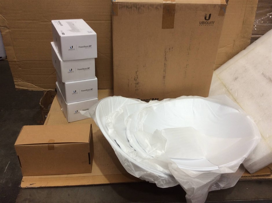 Ubiquiti PowerBeam M5 PBE-M5-400 Wireless Antenna - New (Lot of 4)