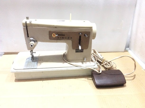 Singer 427 Sewing Machine