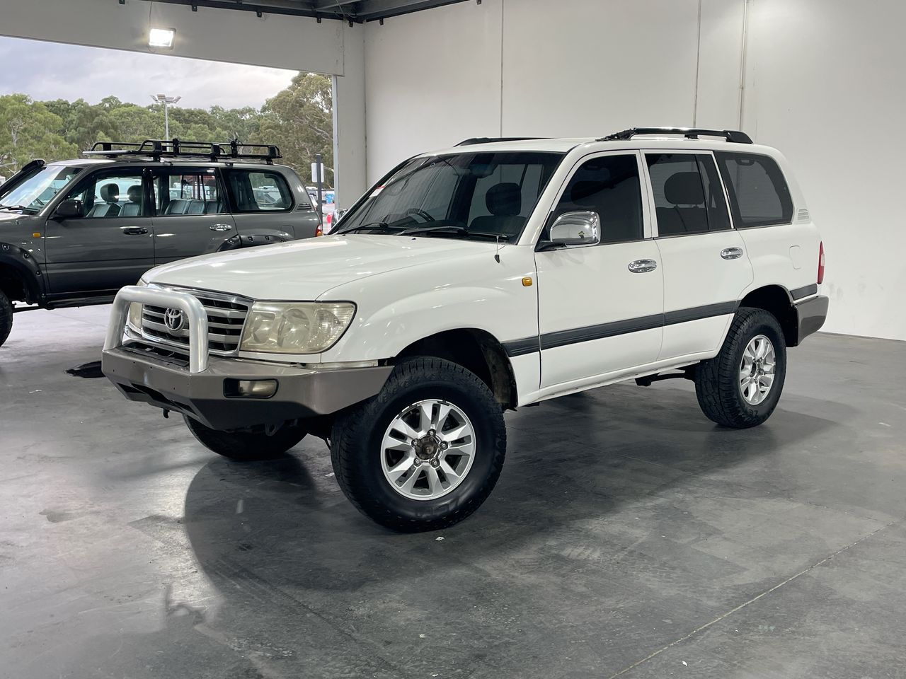 2005 Toyota Landcruiser GXL UZJ100R Automatic Wagon