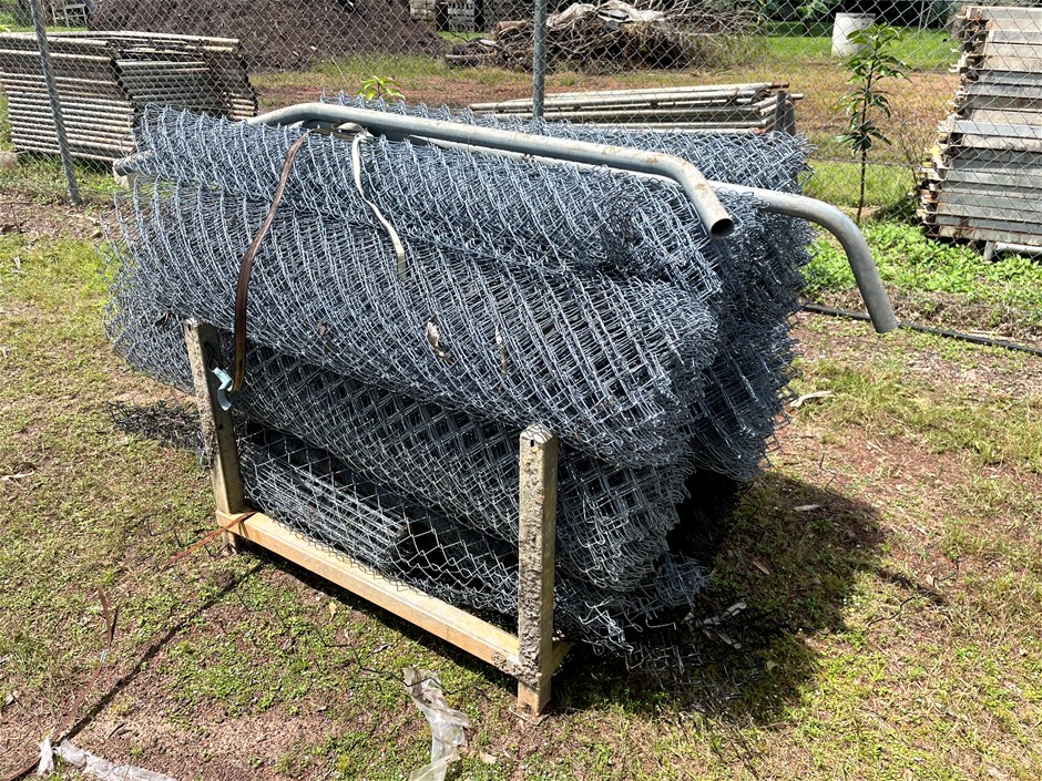 <p>Chain Wire Mesh Fencing</p>