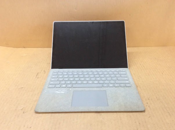 Microsoft Surface 1769 Laptop i7-7660U 16GBRAM/1TB SSD