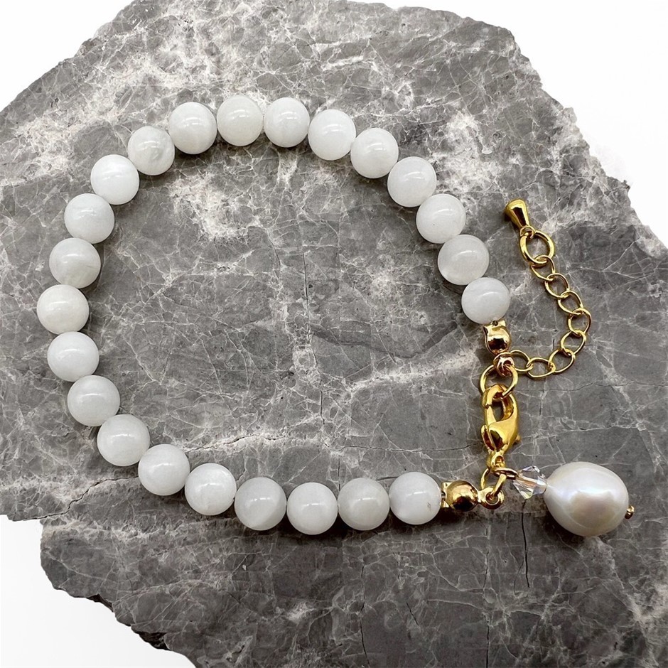 M&N Emporium Pearl & Gemstone Bracelet Sale!