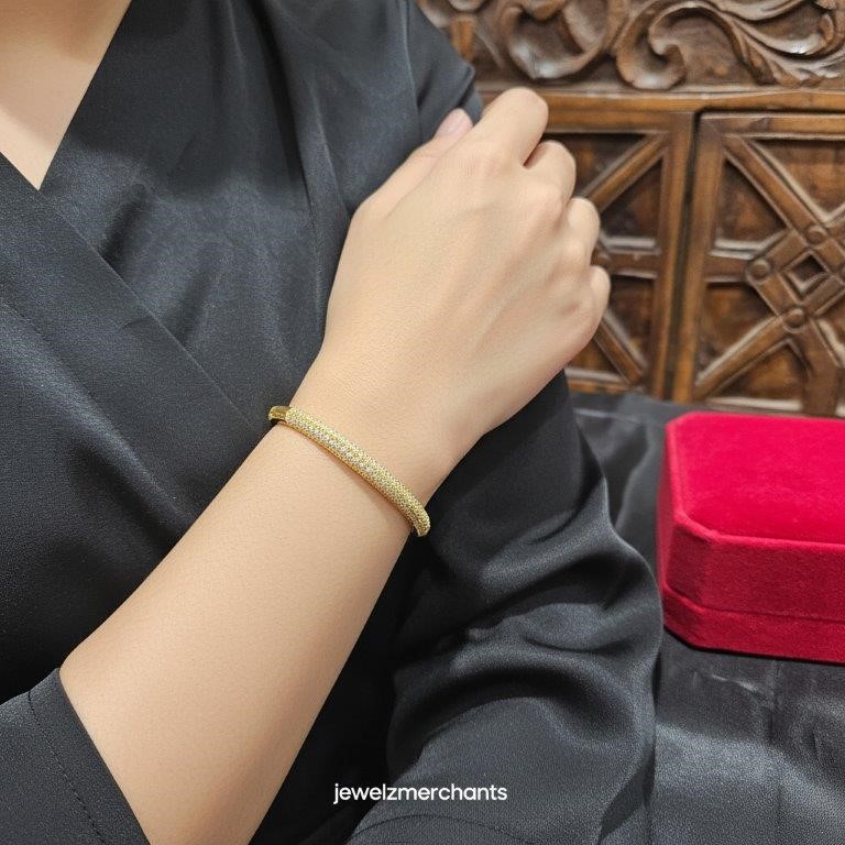 18KGold-filled/Italy Stamped Yellow Gold Filled Bangle -57MM