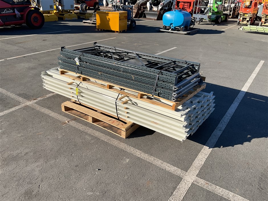 <p>Pallet Racking</p>