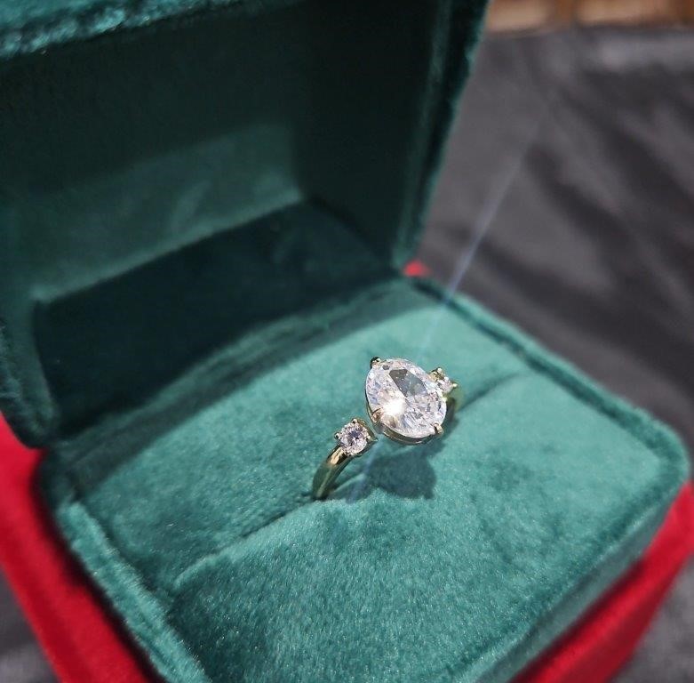 14K/Italy 3.0ct Oval Cut Yellow Gold Filled Ring (Stamped) -8US