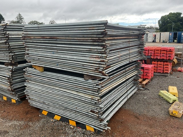 Temporary Fence Panels Approximately 90