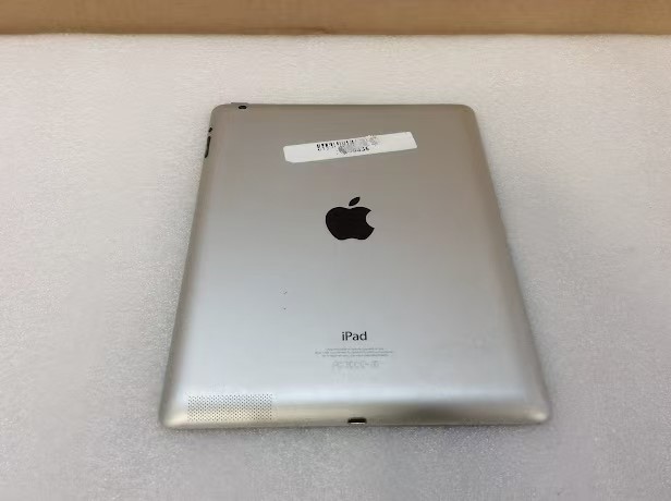 Apple iPad 4 (A1458) Tablet 16GB
