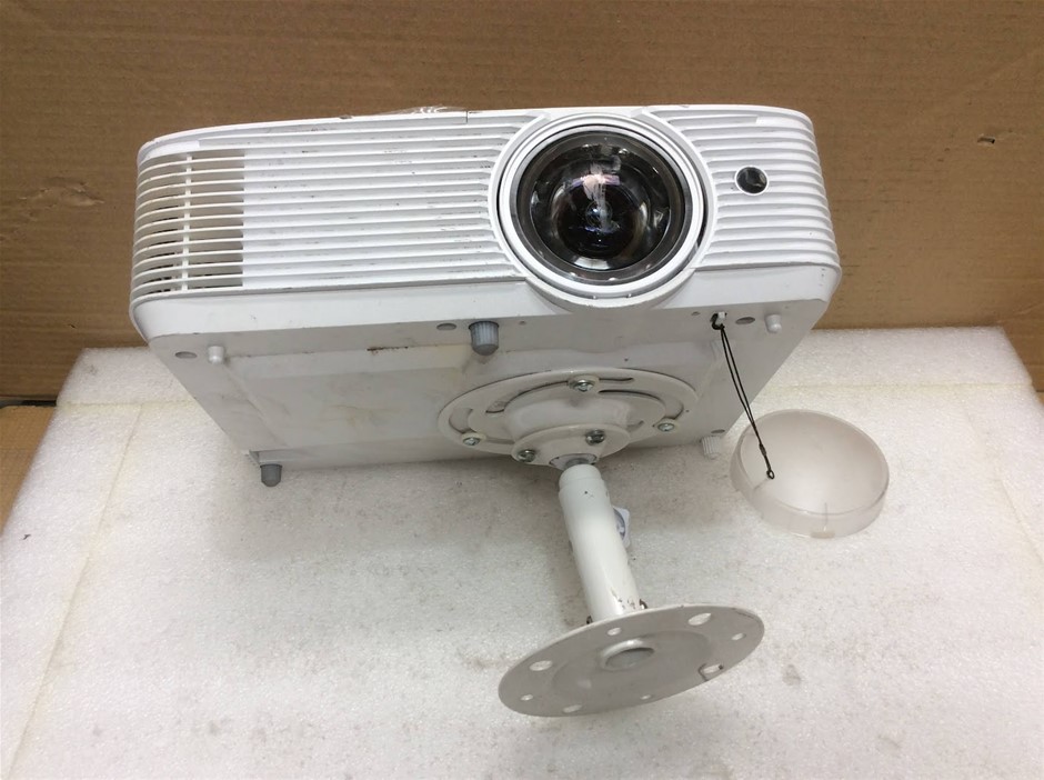 Optoma Unknown Model Multimedia Projector
