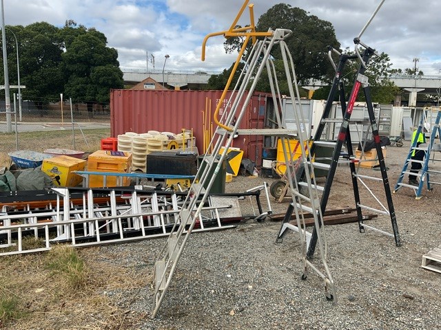 Mechwest 5 Step Platform Ladder