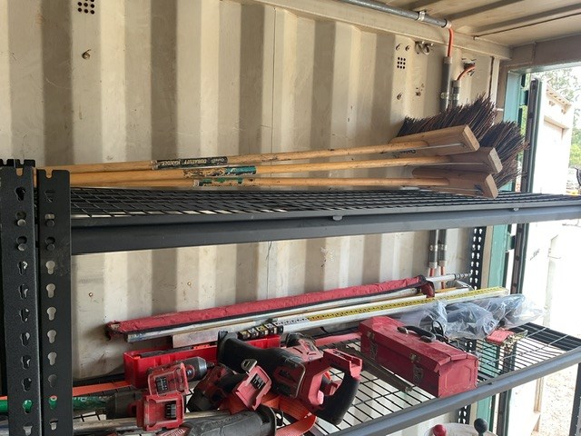 Contents Of 3 Bays Of Shelving