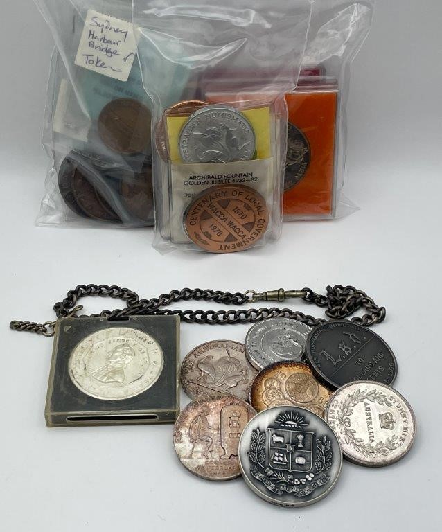 Approx. 30 x Asstd AU Numismatic & Commemorative Medals & Coins