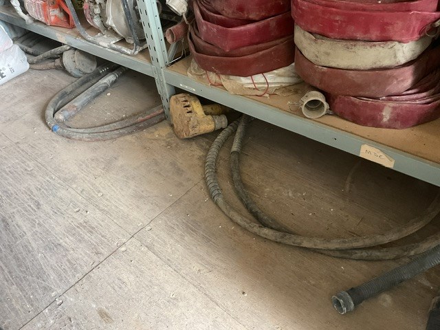 <p>2 x Flexi Drive Pumps and 1 x Flexi Drive Vibrator</p>